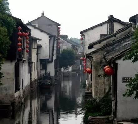 大叔钓鱼